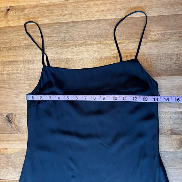 Rumored Posh Mini Dress Spaghetti Strap Little Black Dress Sz 2 Chic Minimalist - Picture 12 of 13